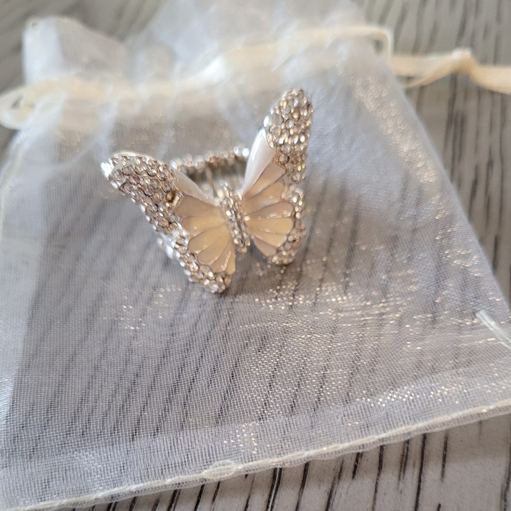 Elegant Silver Cream Butterfly Ring